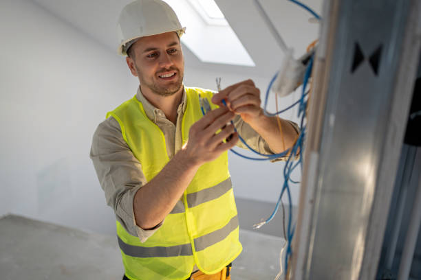 Best Licensed Electrician  in Eastpointe, MI